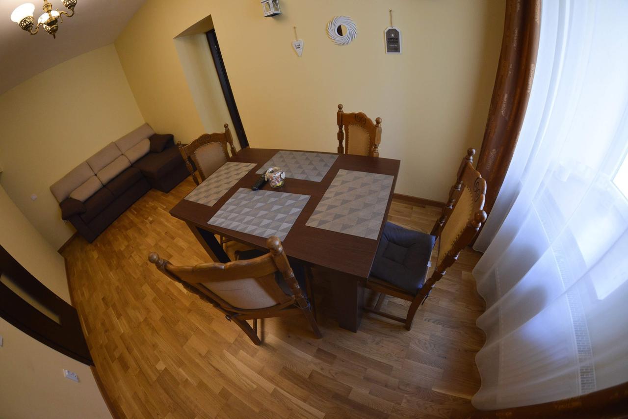 Apartment Luca Poarta Schei Брашов Екстер'єр фото
